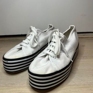 White Supergas with a B&W stripped platform small scuff marks on the platform